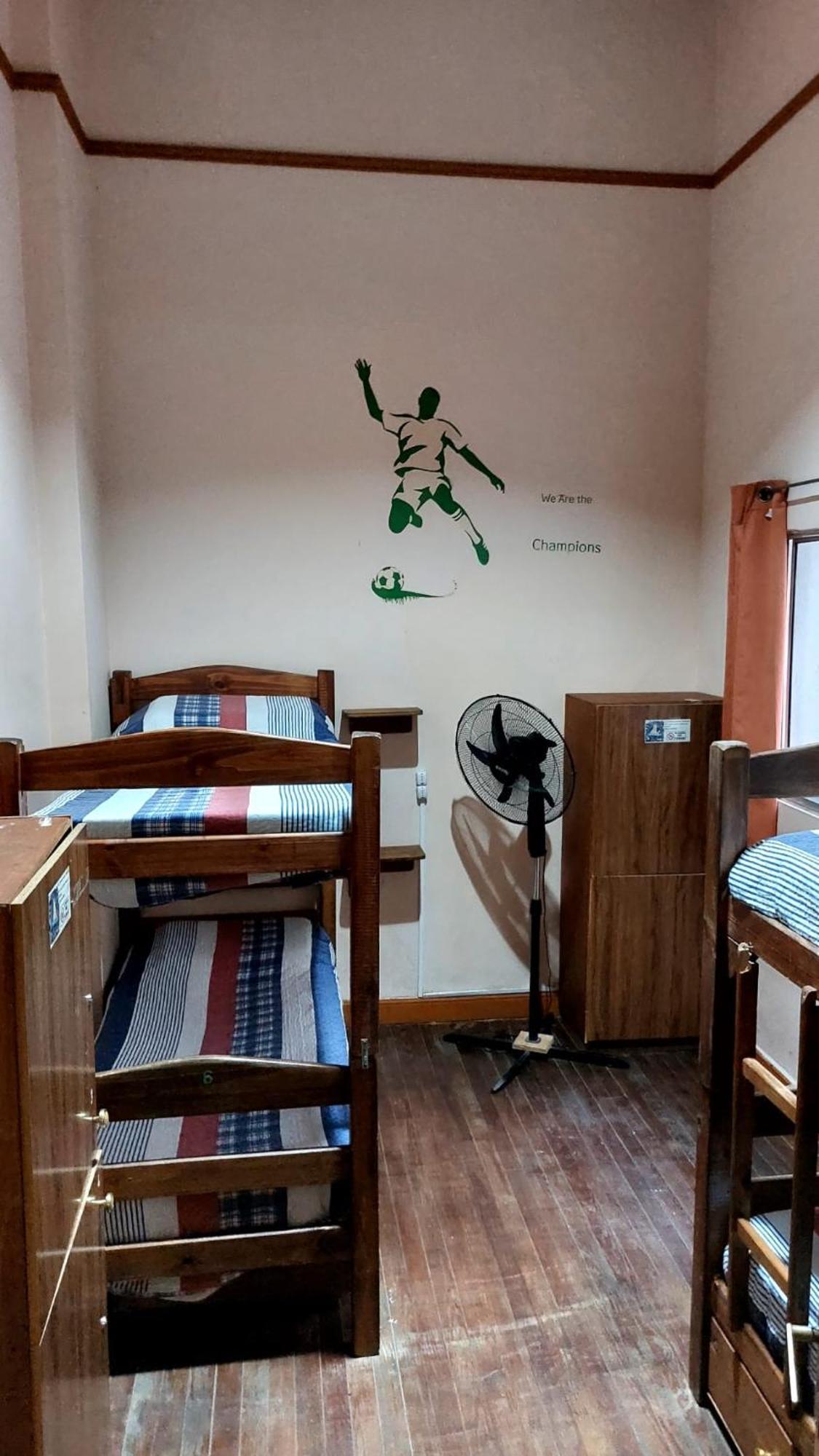 Posada Del Gaucho Hostel Montevideo Kültér fotó