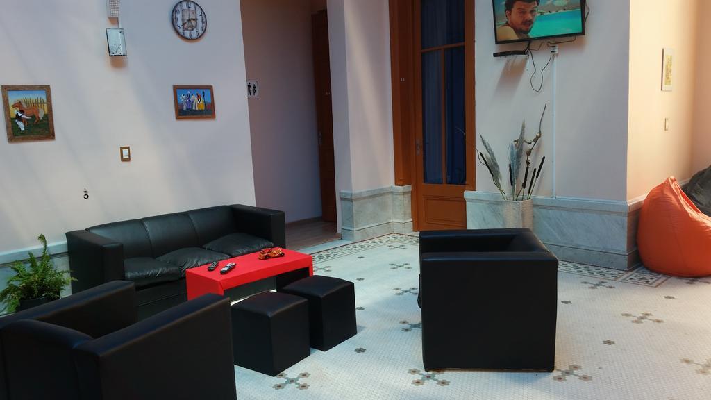 Posada Del Gaucho Hostel Montevideo Kültér fotó